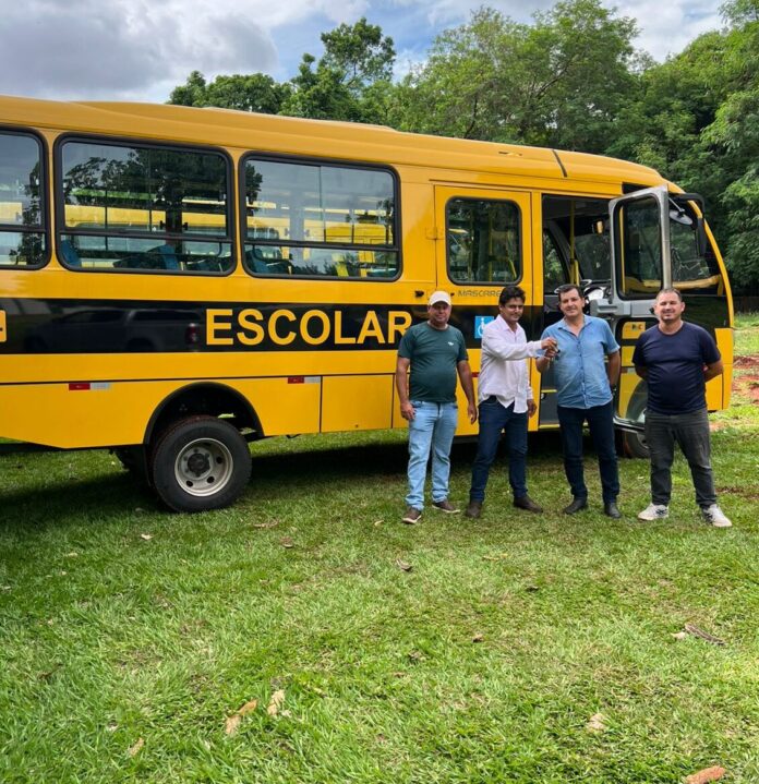 Recebimento ônibus escolar assomasul 08 12 2025