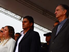 Confira as fotos do desfile cívico do aniversário de 61 anos de Bandeirantes
