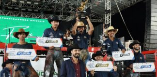 Confira as fotos do rodeio em comemoração ao aniversário de 61 anos de Bandeirantes