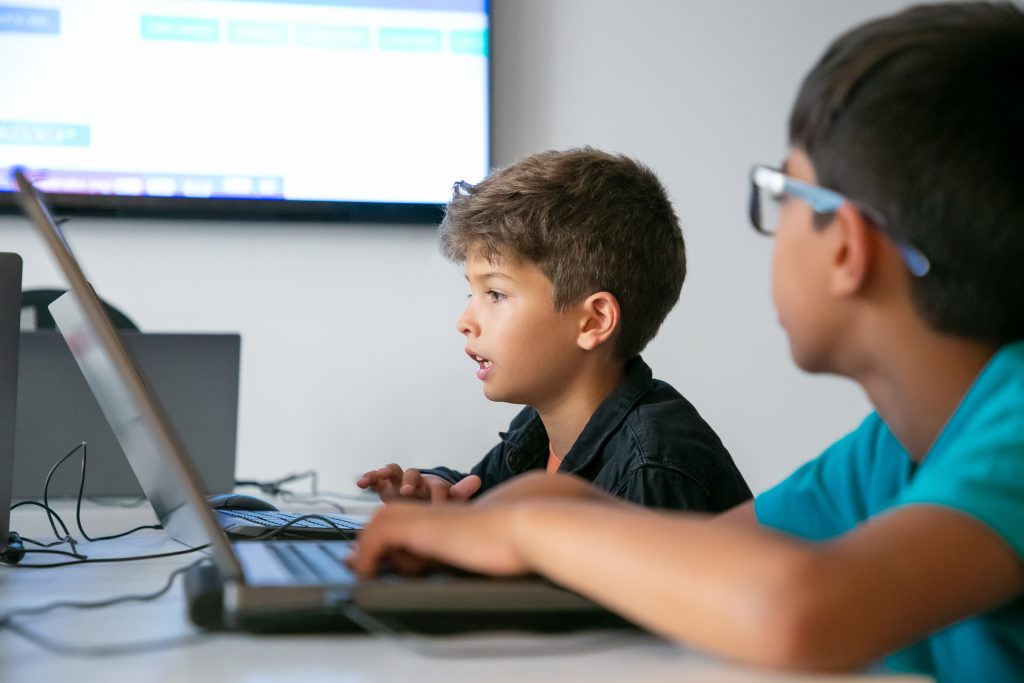 educação midiática