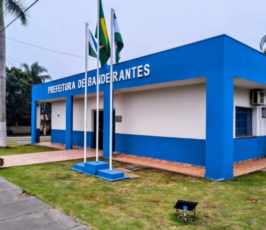 Prefeitura de Bandeirantes abre processo seletivo com vagas para assistente social e psicólogo