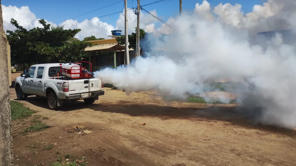 Carro fumacê